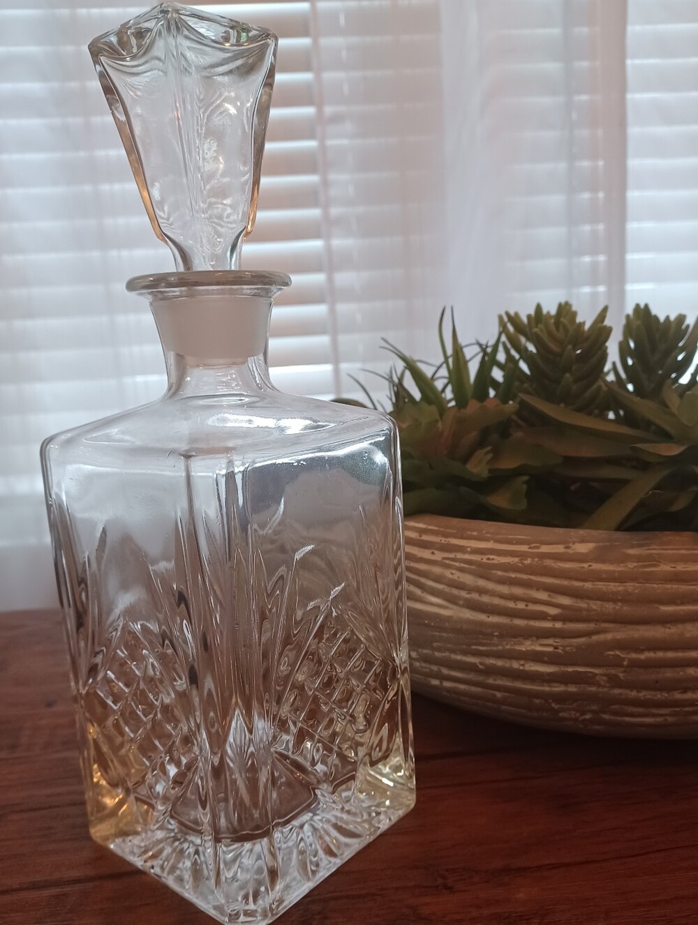 Pier 1 Clear Cut Glass Decanter w/ Clear Glass Stopper